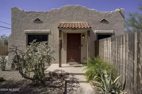 1321 N Tucson Blvd, Tucson, AZ 85716