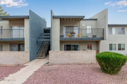 826 S Langley Ave #105, Tucson, AZ 85710