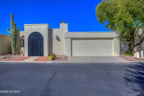 3383 N Mossy Brook Dr, Tucson, AZ 85712