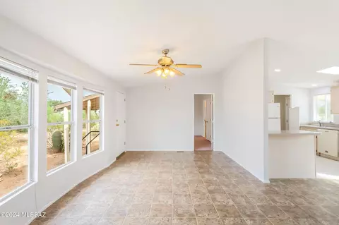11450 W Picture Rocks Rd, Tucson, AZ 85743