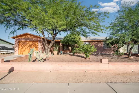6671 S Portugal Ave, Tucson, AZ 85757