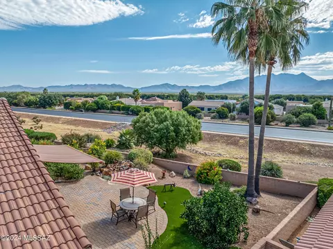 2719 S Fade Dr, Green Valley, AZ 85614