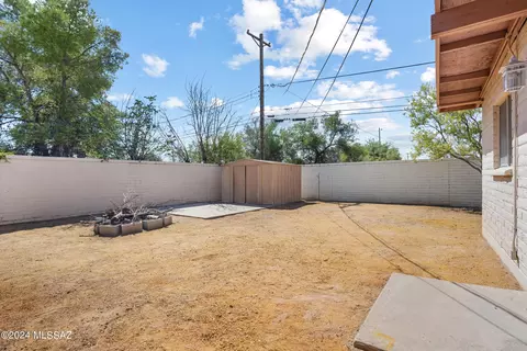 Exterior - 3738 E Dover Stra, Tucson, AZ 85706 photo 2 of 4