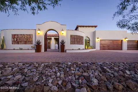 2257 S Rolling Rock Pl, Green Valley, AZ 85614