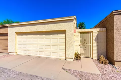 2549 N Palo Santo Dr, Tucson, AZ 85745