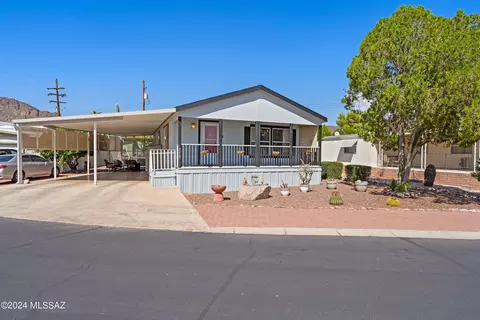 5712 W Box R St, Tucson, AZ 85713
