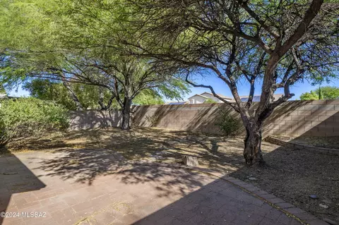 Exterior - 9061 E Orchid Vine Dr, Tucson, AZ 85747 photo 2 of 5