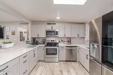 7934 E 20th Pl, Tucson, AZ 85710 photo 8