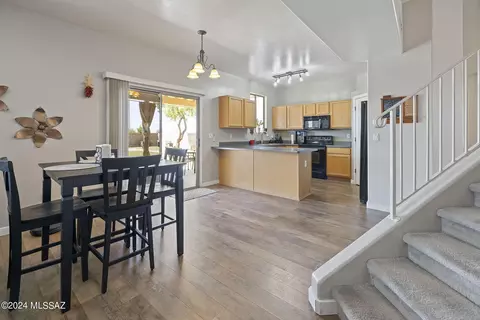 Dining - 7648 S Lions Spring Way, Tucson, AZ 85747 photo 2 of 2