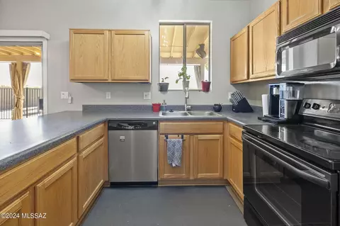 Kitchen - 7648 S Lions Spring Way, Tucson, AZ 85747 photo 3 of 3