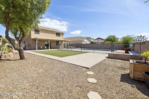Exterior - 7648 S Lions Spring Way, Tucson, AZ 85747 photo 4 of 9