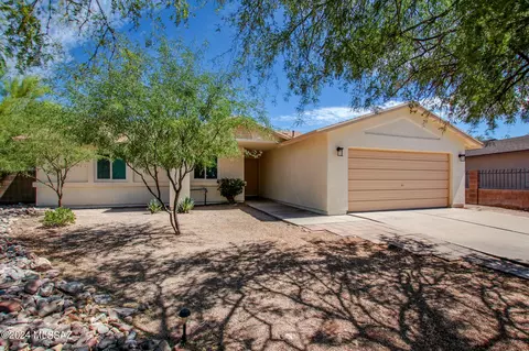 271 S Stoner Ave, Tucson, AZ 85748