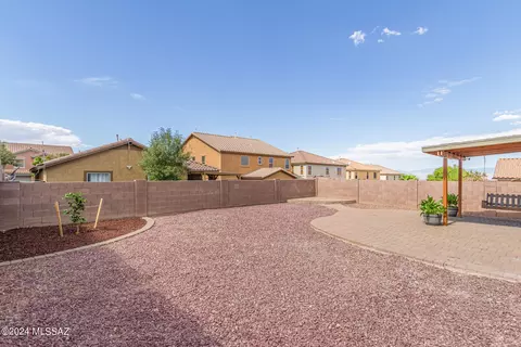 Exterior - 17084 S Mesa Shadows Dr, Vail, AZ 85641 photo 3 of 5