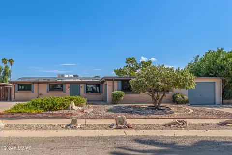 1820 N Heatherbrae Ave, Tucson, AZ 85715