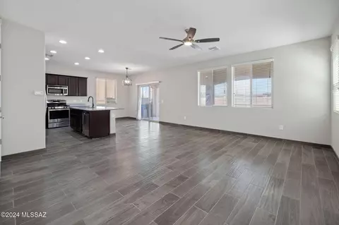 Living - 7971 S Dolphin Way, Tucson, AZ 85756 photo 1 of 2