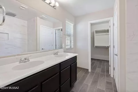 Entry Way - 7971 S Dolphin Way, Tucson, AZ 85756 photo 6 of 6