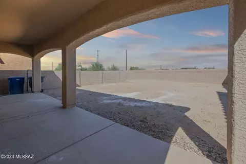 Exterior - 7971 S Dolphin Way, Tucson, AZ 85756 photo 3 of 4