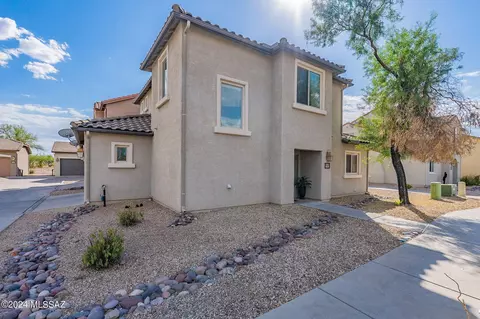 10576 E Forest Falls Ct, Tucson, AZ 85747