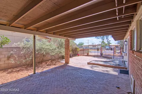 Exterior - 3533 E 27th St, Tucson, AZ 85713 photo 22 of 22