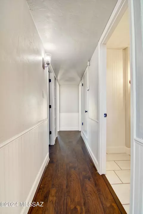 Entry Way - 3533 E 27th St, Tucson, AZ 85713 photo 1 of 2