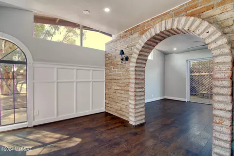 Living - 3533 E 27th St, Tucson, AZ 85713 photo 1 of 3