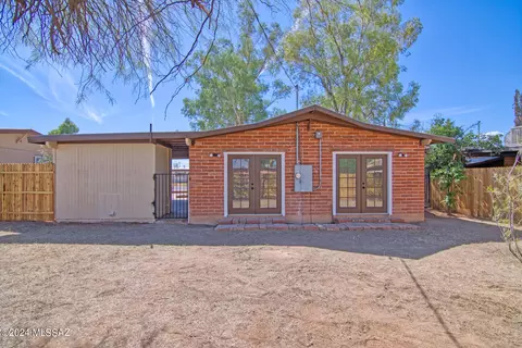Exterior - 3533 E 27th St, Tucson, AZ 85713 photo 13 of 22
