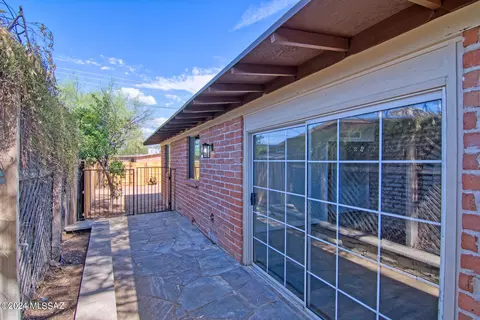 Exterior - 3533 E 27th St, Tucson, AZ 85713 photo 18 of 22