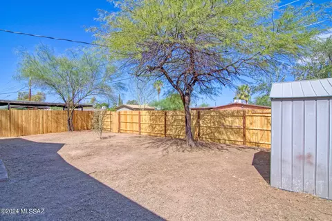 Exterior - 3533 E 27th St, Tucson, AZ 85713 photo 10 of 22