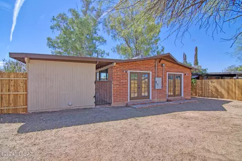 Exterior - 3533 E 27th St, Tucson, AZ 85713 photo 12 of 22