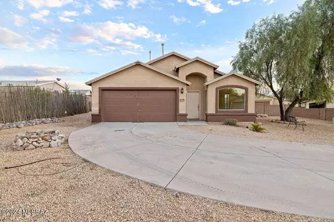 5998 E Chaucers Dr, Tucson, AZ 85756