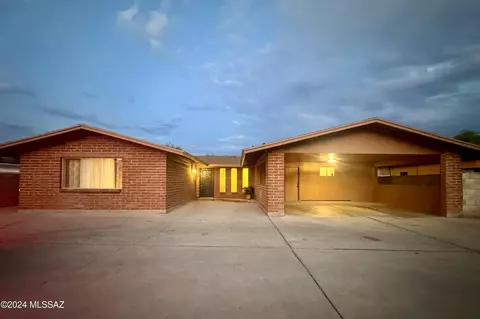 2650 N Columbus Blvd, Tucson, AZ 85712