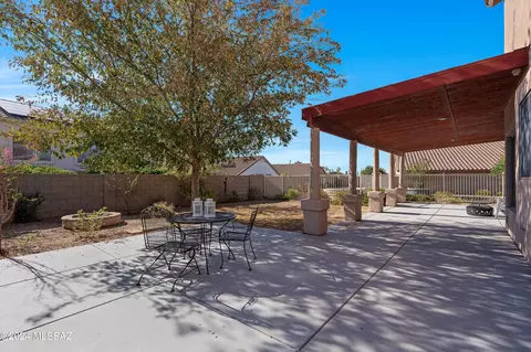 Exterior - 60852 Rock Ledge Loop, Tucson, AZ 85739 photo 5 of 10