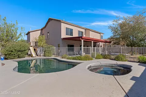 Exterior - 60852 Rock Ledge Loop, Tucson, AZ 85739 photo 8 of 10