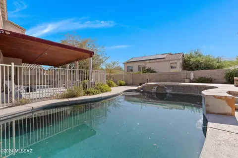 Exterior - 60852 Rock Ledge Loop, Tucson, AZ 85739 photo 9 of 10