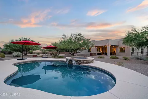 2416 N Barnwall Ct, Tucson, AZ 85749