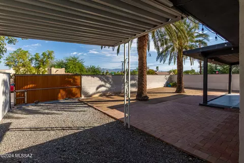 4480 E 4th St, Tucson, AZ 85711 photo 5