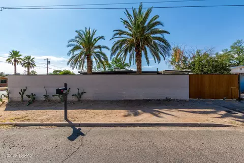 4480 E 4th St, Tucson, AZ 85711 photo 36