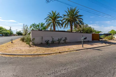 4480 E 4th St, Tucson, AZ 85711 photo 37