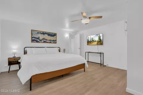 Bedroom - 2212 E Grant Rd, Tucson, AZ 85719 photo 1 of 7