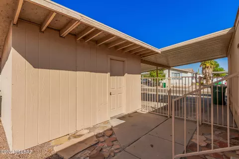 1663 W Seabrooke Dr, Tucson, AZ 85705 photo 5