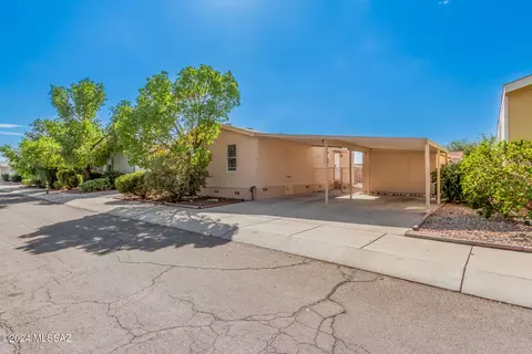 1663 W Seabrooke Dr, Tucson, AZ 85705 photo 2