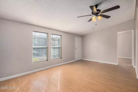 1663 W Seabrooke Dr, Tucson, AZ 85705 photo 10