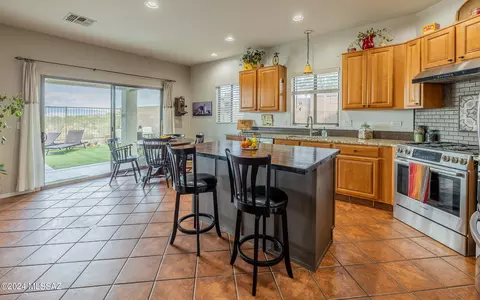 Kitchen - 17557 S Garden Sage Loop, Vail, AZ 85641 photo 2 of 4