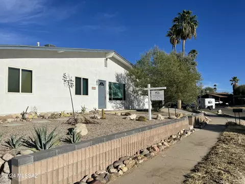 3315 S Stearn Lake Dr, Tucson, AZ 85730