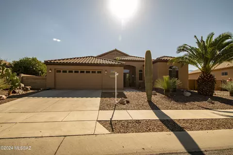 15070 N Pelham Rd, Tucson, AZ 85739