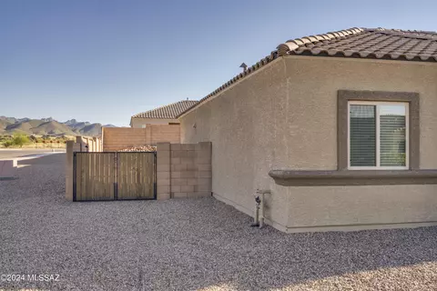 445 W Grantham St, Vail, AZ 85641 photo 4