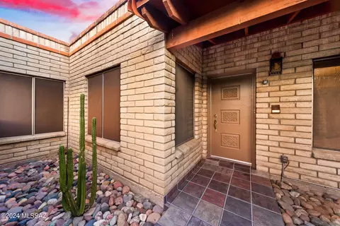 9662 E Hickory Tree Pl, Tucson, AZ 85749 photo 4