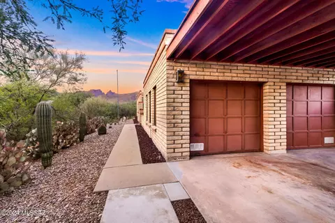 9662 E Hickory Tree Pl, Tucson, AZ 85749 photo 2