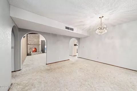 9662 E Hickory Tree Pl, Tucson, AZ 85749 photo 7