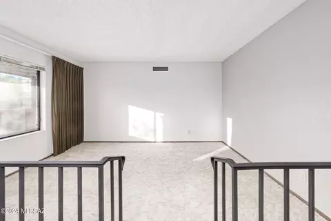 9662 E Hickory Tree Pl, Tucson, AZ 85749 photo 6